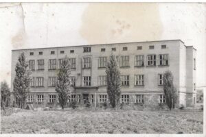 Szkoła-nr-1-w-Libiążu-lata-50